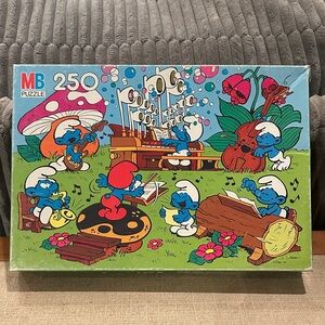 1982 vintage MB Smurfs Musical Scene Puzzle- Multicolor